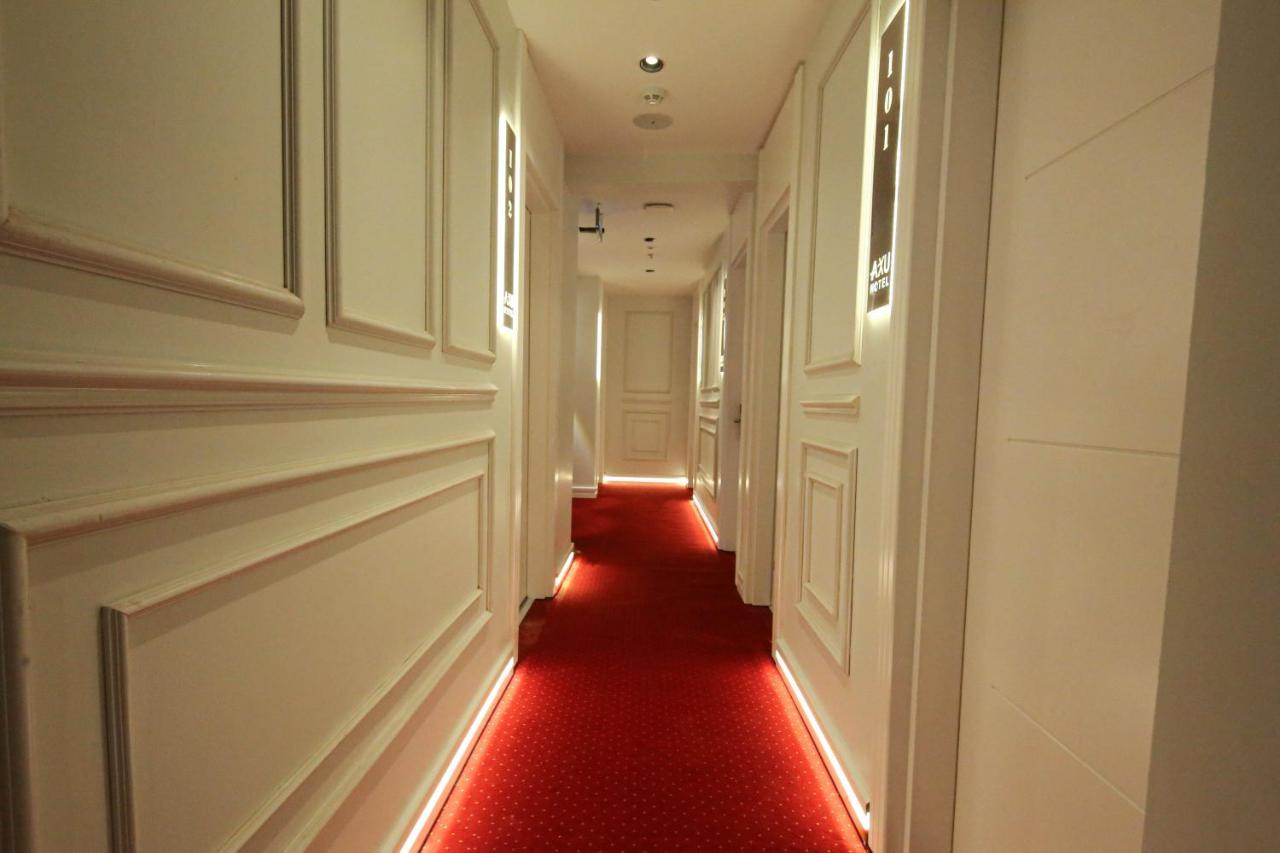 Axu Airport Hotel Arnavutkoy Extérieur photo A corridor at the hotel