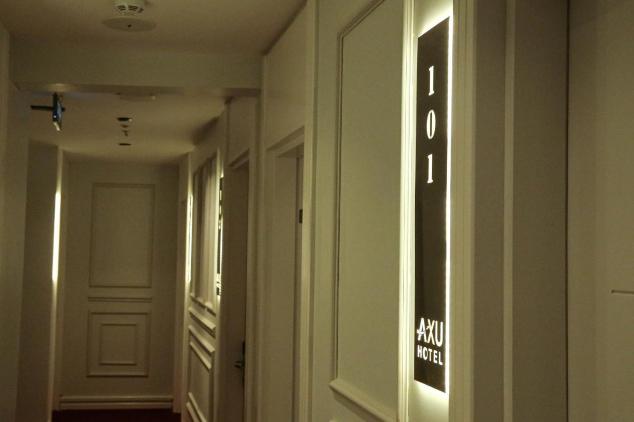 Axu Airport Hotel Arnavutkoy Extérieur photo A corridor at the hotel