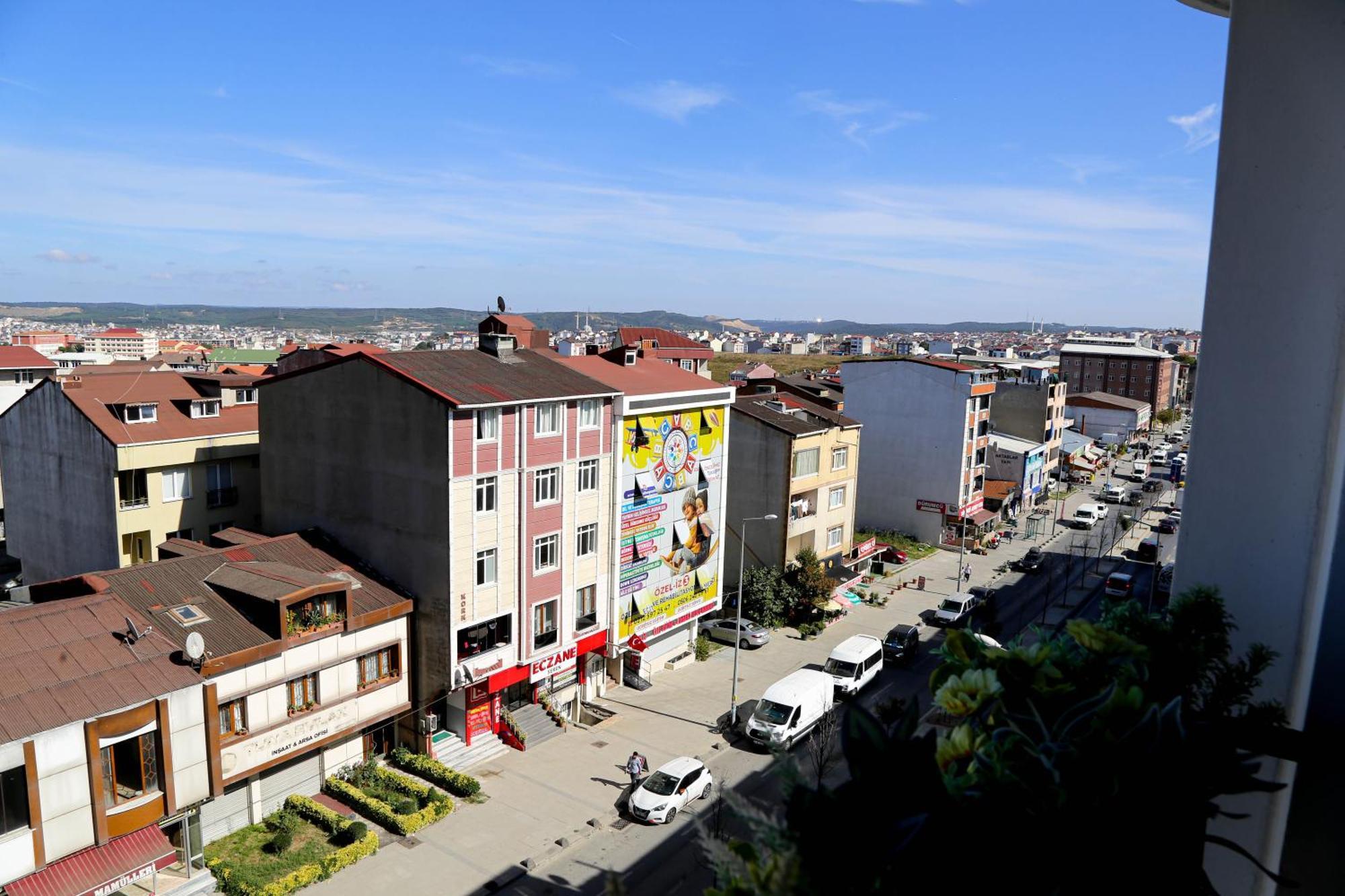 Axu Airport Hotel Arnavutkoy Extérieur photo A view of Çorlu