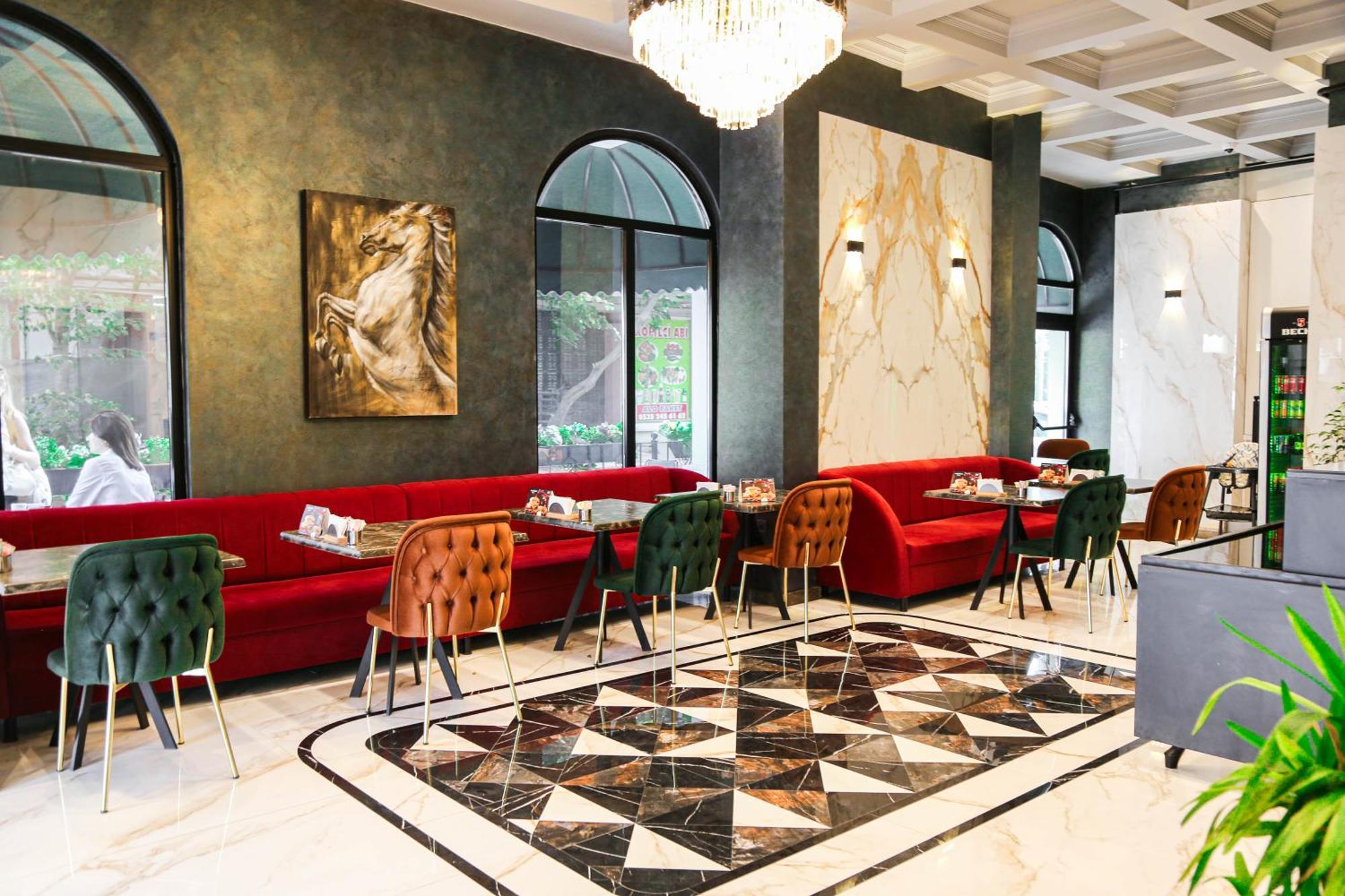 Axu Airport Hotel Arnavutkoy Extérieur photo The interior of the restaurant